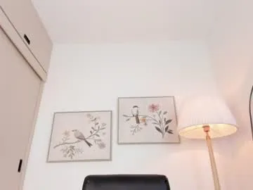 nathaly_laurentt room preview